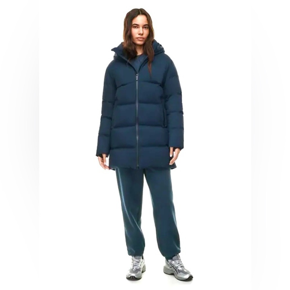 Aritzia The Super Puff™ The Super Puff₂o™ Mid - Rainstop™